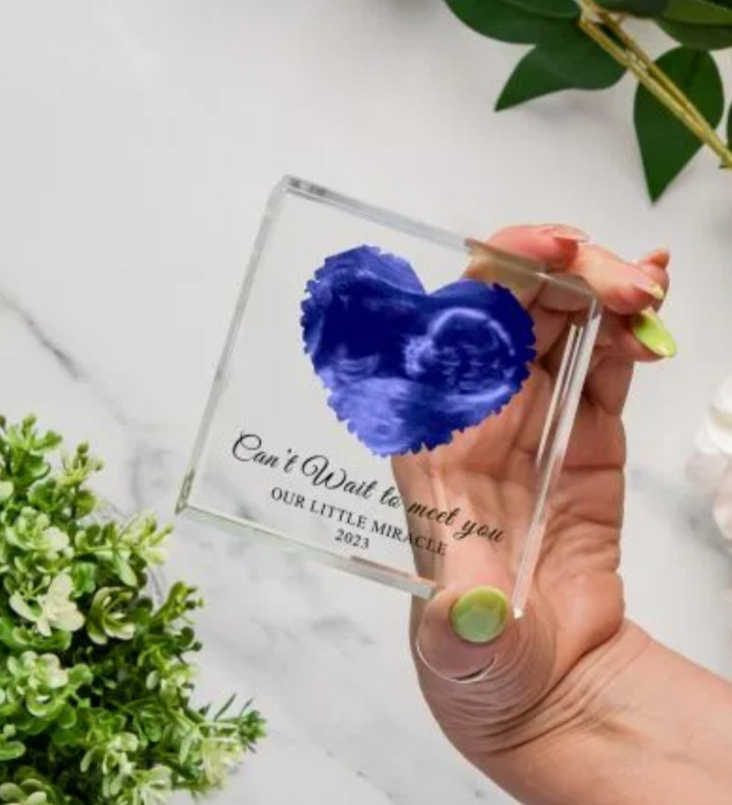 Heart baby scan glass frame token